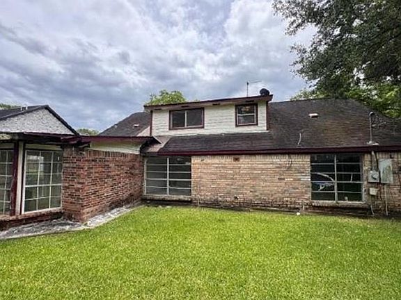 2nd image of 6626 Roberson St