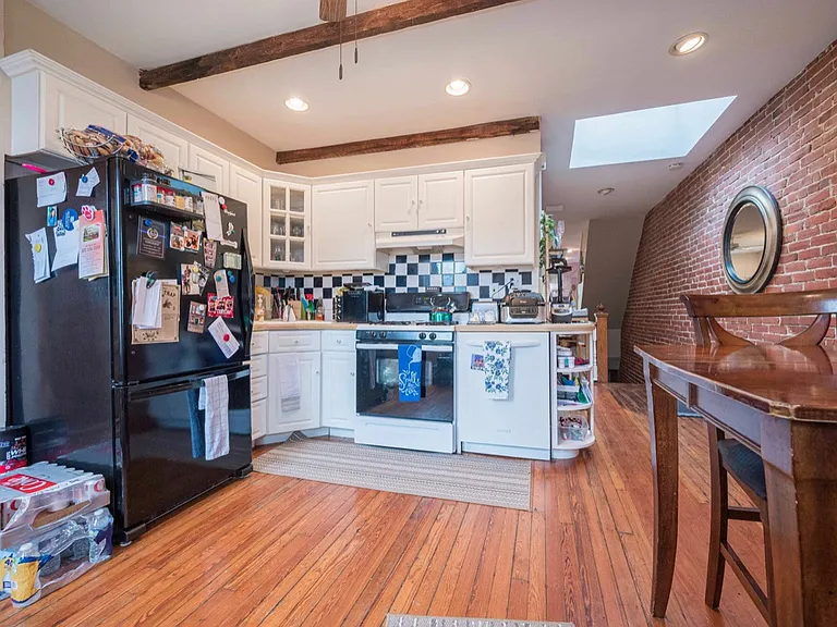 1621 W 13th St #2 — Photo 3