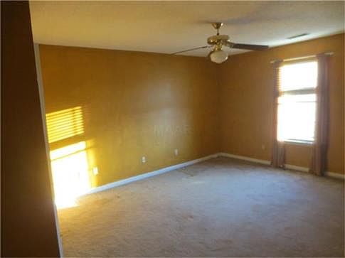 5th image of 3895 Oak Branch Cir