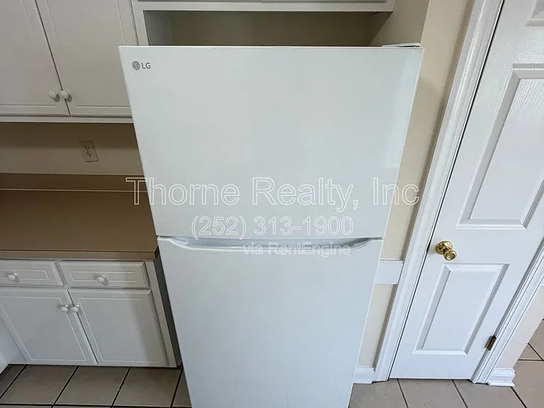 2523 S Halifax Rd — Photo 6
