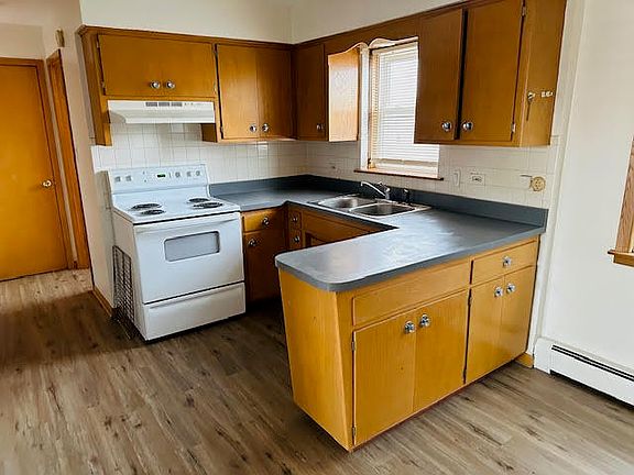 5th image of 9515 S Kostner Ave