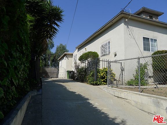 5th image of 1043 S Berendo St