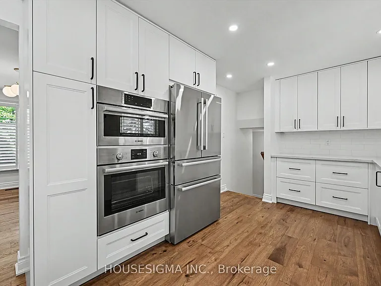 444 Withnell Cres — Photo 11