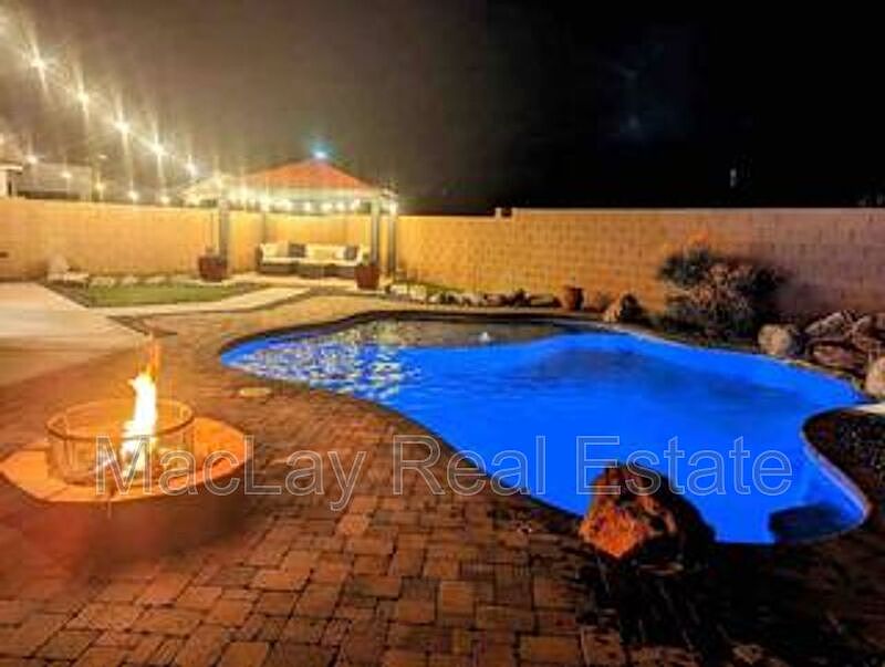 1st image of 1623 E Windsong Dr