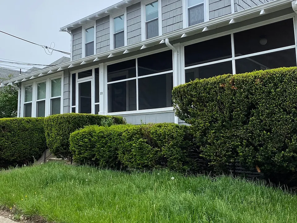 23 Division St #1