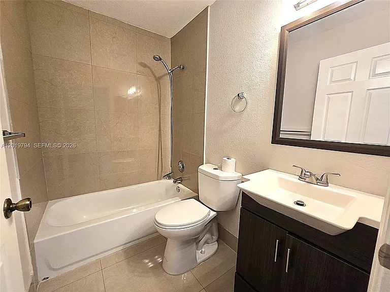3457 NW 44th St #205 — Photo 18
