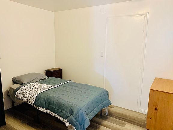 5th image of 222 Brighton Ave #A