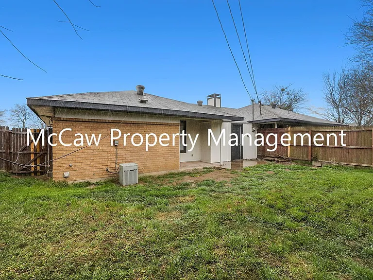 715 Long Ct — Photo 15