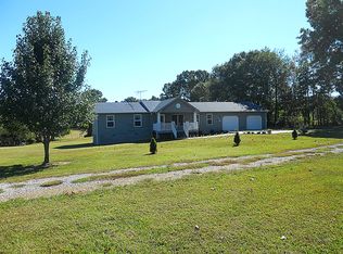9796 N Tidwell Rd, Bon Aqua, TN 37025