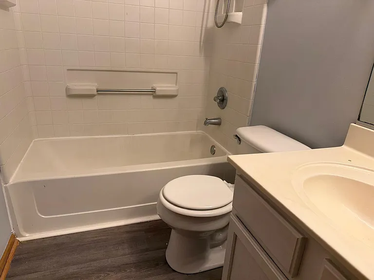 2208 Rebecca Cir — Photo 15