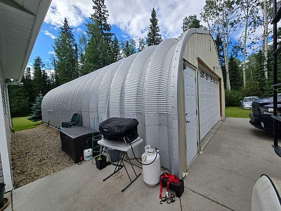 3rd image of 16509 Township Road 544