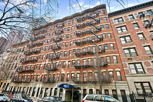 Rented by CORE | media 19