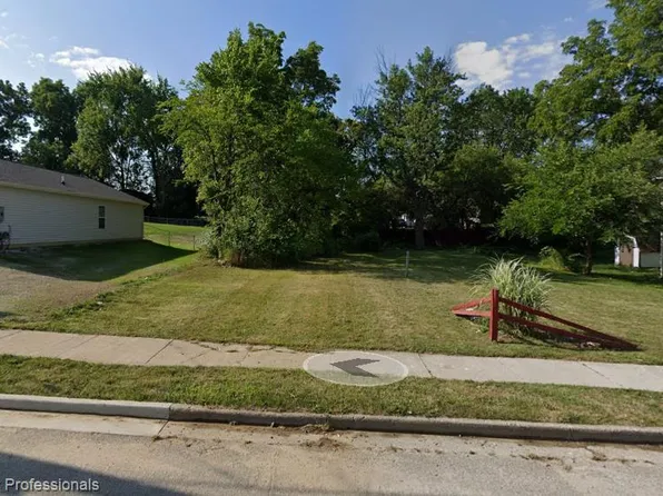 0 Wall St, Pontiac, MI 48342
