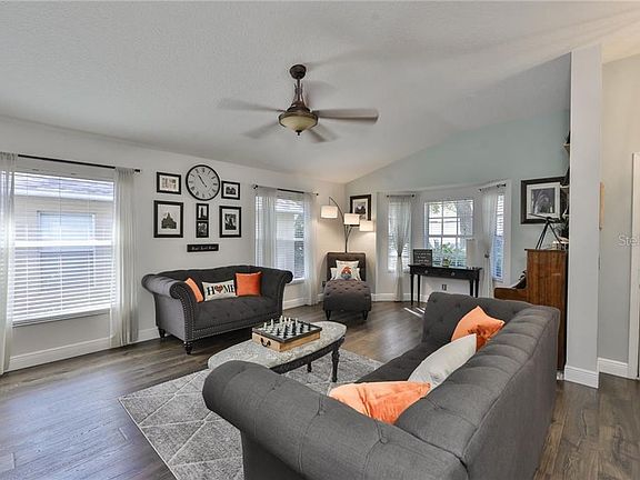 3rd image of 1410 Bloomingdale Trails Blvd