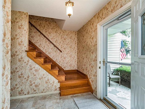 4th image of 52885 Camellia Dr