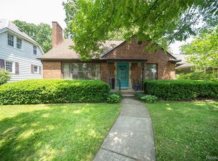 49 Woodward Heights Blvd, Pleasant Ridge, MI 48069