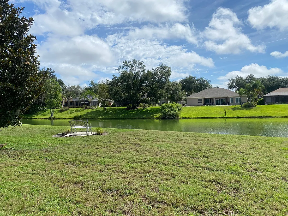 Building Photo - 2932 Spring Hammock Dr