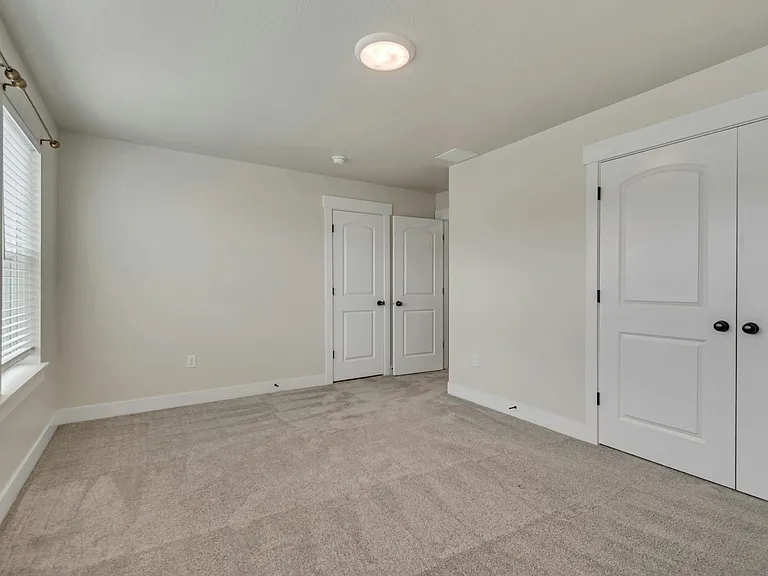 1316 W Quailhill Rd — Photo 17