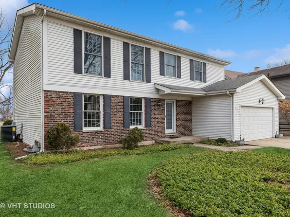 893 Sarasota Ln, Crystal Lake, IL 60014