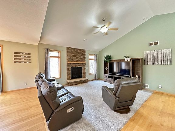 5th image of 3243 Sullivan Wood Trl NW