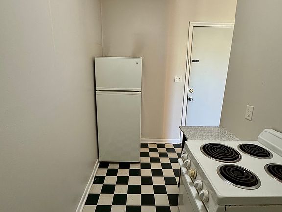 5th image of 1240 S 10th St #05f0bfb18