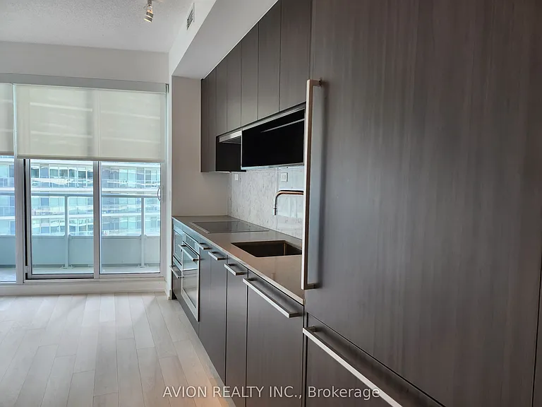 115 McMahon Dr #1205 — Photo 5