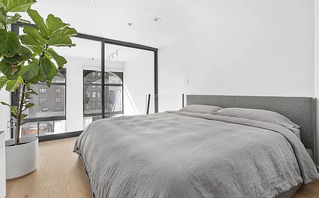 Rented by Compass | media 11