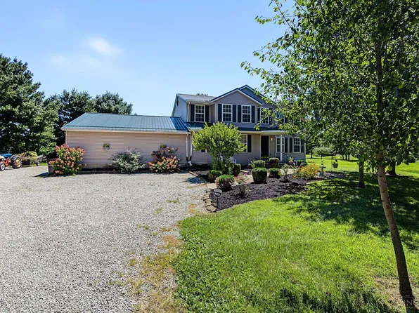 1163 Pratt Rd, Blanchester, OH 45107