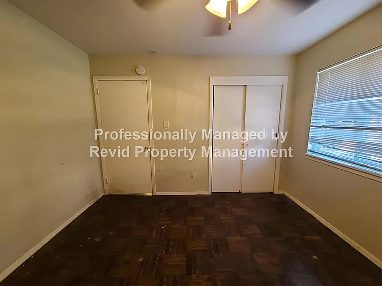 1280 Harbert Ave. — Photo 15