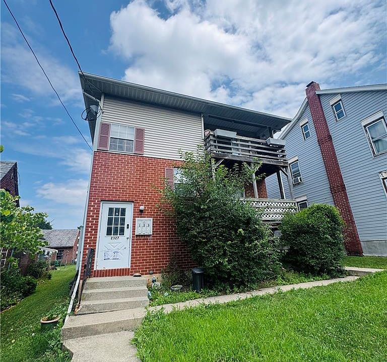 1st image of 2327 S 4th St APT 2