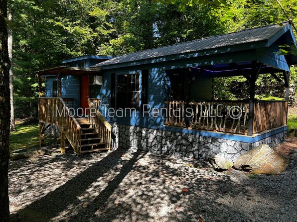 31 Cabin Row #1
