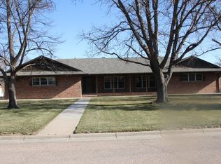 100 N Jackson St, Hugoton, KS 67951