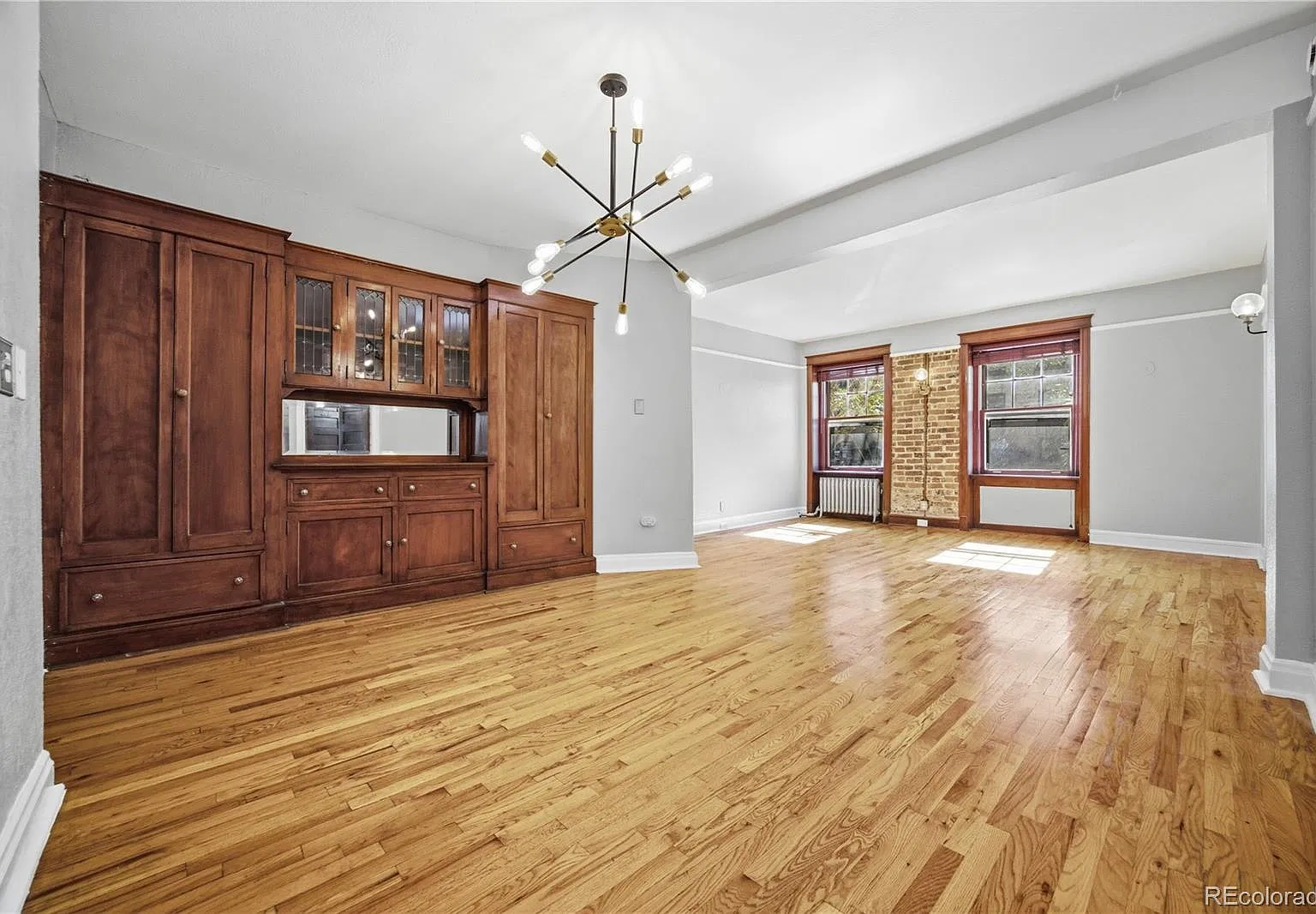 Montgomery Court — Photo 3