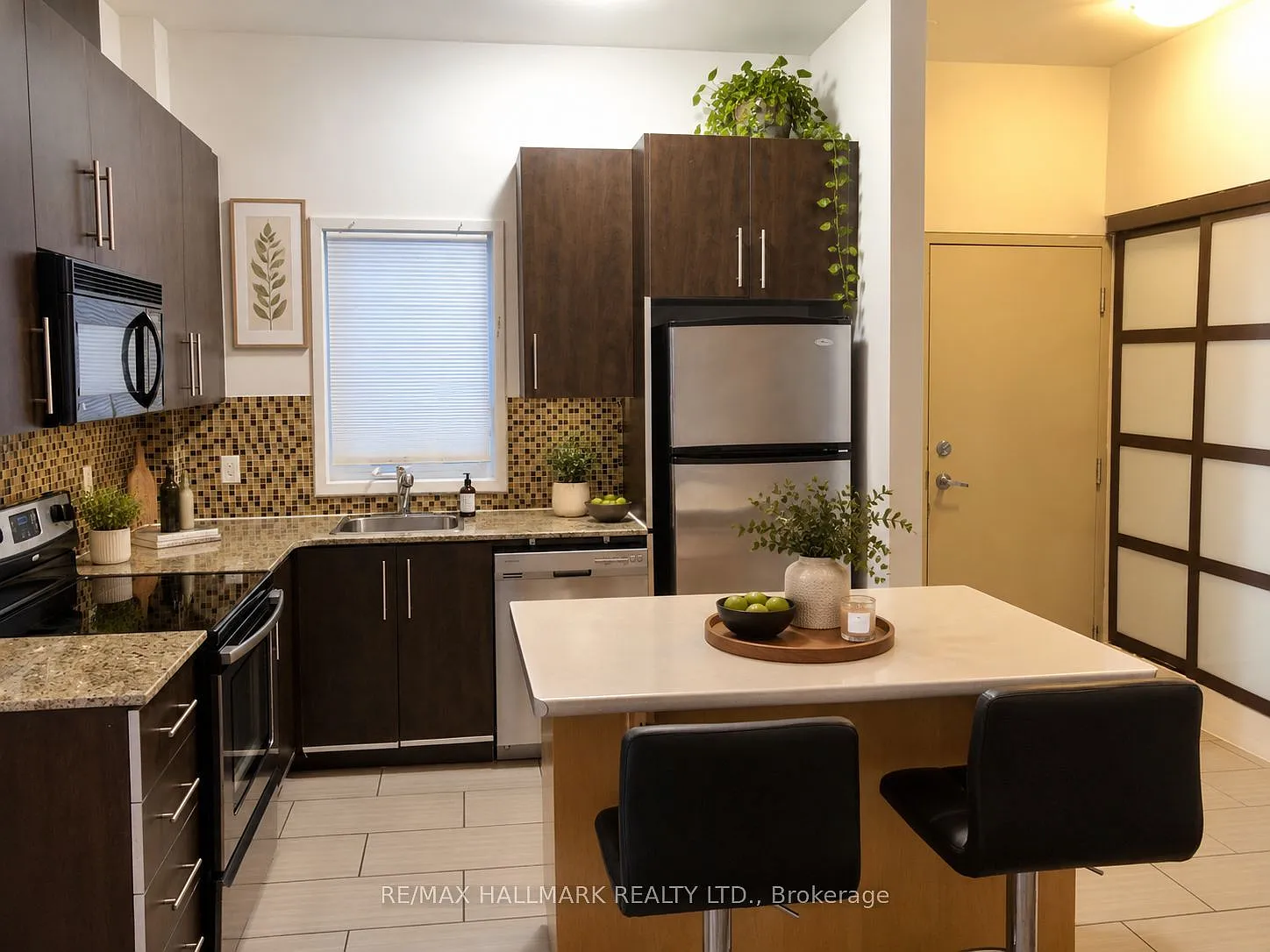 2 bed, $2,875 — Photo 4