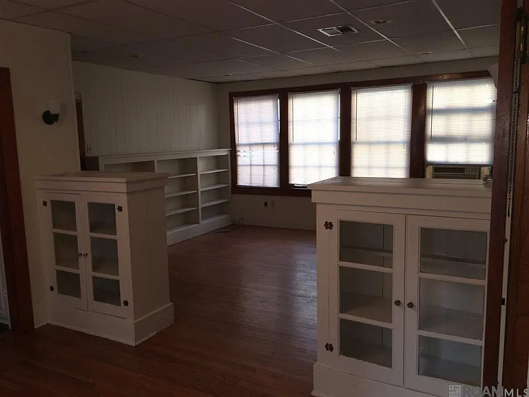 2225 Broussard St — Photo 3