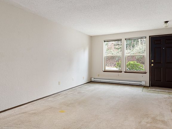 5th image of 1080 SW Harrier Cir APT 102