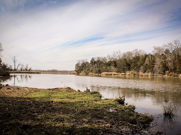 4th image of 1425 County Road 2510