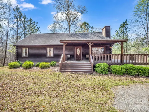 1050 Cross Ridge Dr, Rutherfordton, NC 28139