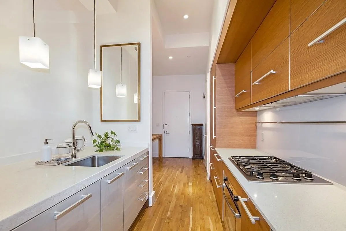 360 Furman St Unit 314  