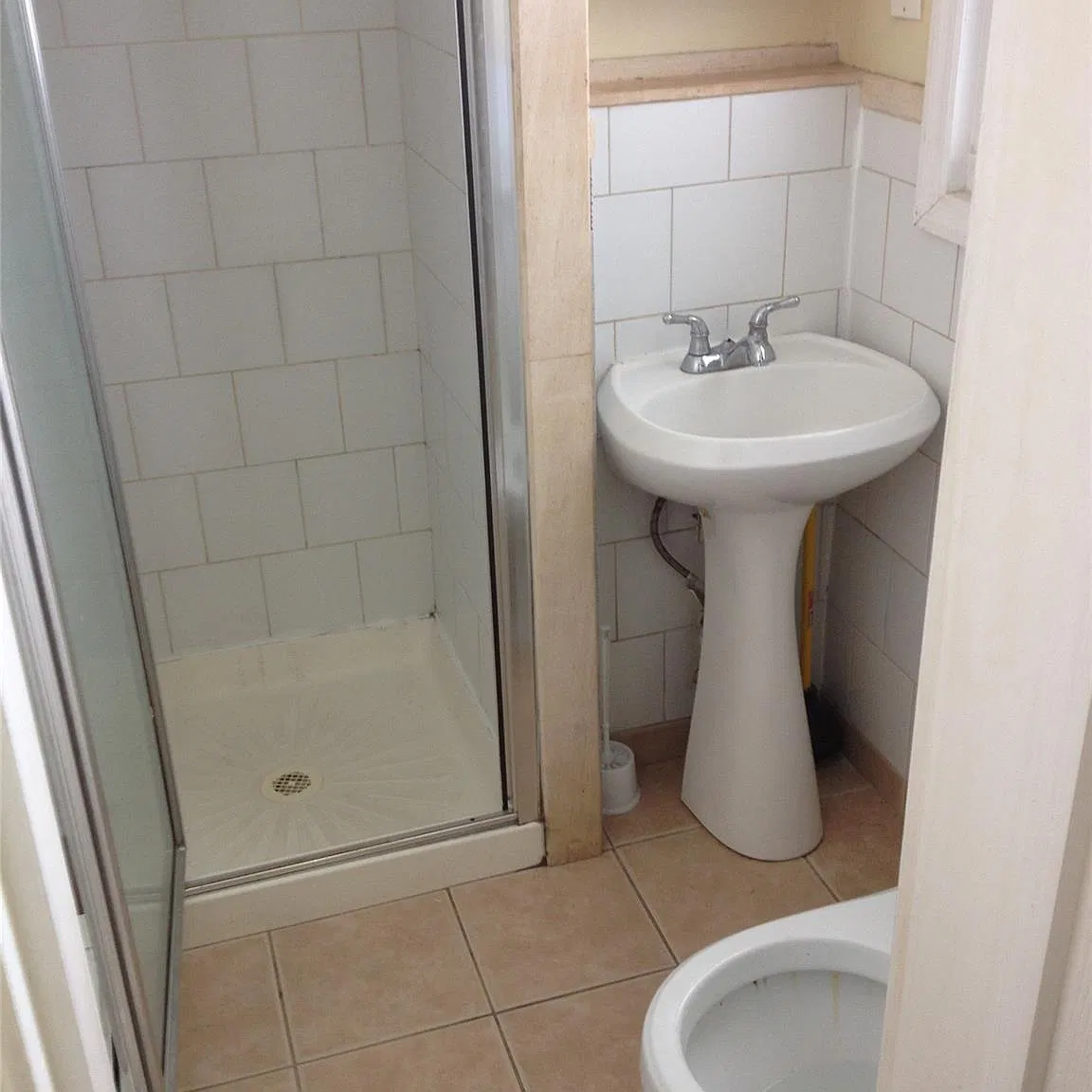 1 bed, 1.0 bath, 600 sqft, $1,600 — Photo 2