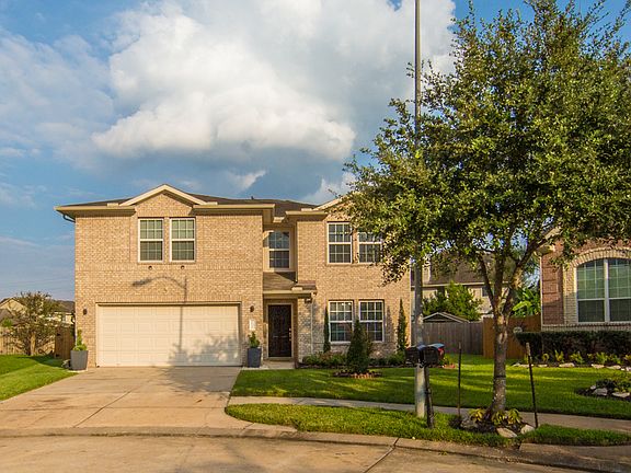 2nd image of 10519 Great River Ct