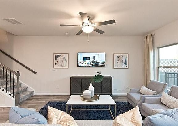 4th image of 4599 Red Lion Pl