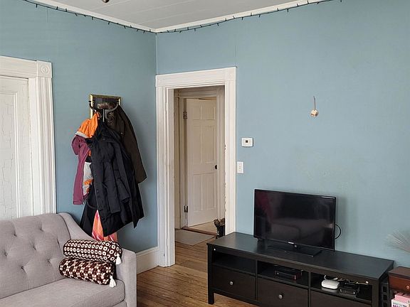 5 Irving St. #1 Somerville (Davis Square) Shared Unit Phot