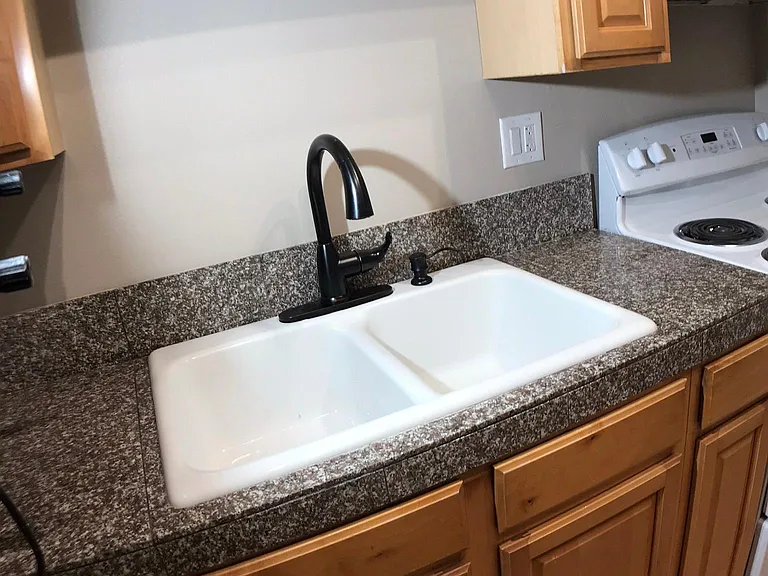 925 Highland Ave #2 — Photo 7