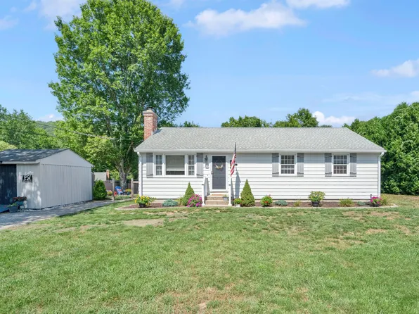 9 Kellogg Road, New Hartford, CT 06057