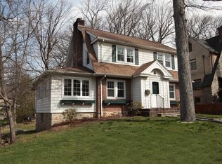 19 Vaughn Ave, New Rochelle, NY 10801