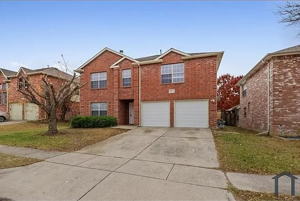 8413 Southern Prairie Dr — Photo 1