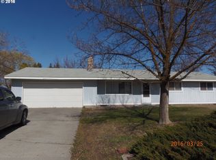 1030 W Division Ave, Hermiston, OR 97838