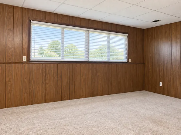 Acorn Drive, 4621-4655 S Acorn Dr #Cdecc38e5, Bloomington, IN 47403