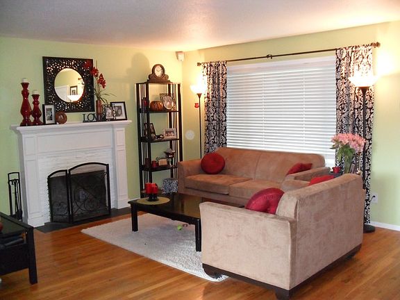 Living room, new fireplace surround/mantle